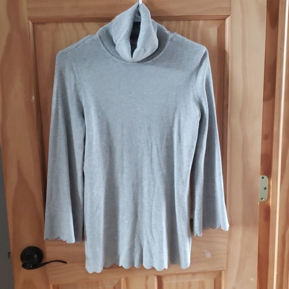 Isaac Mizrahi scalloped edge sweater NEW